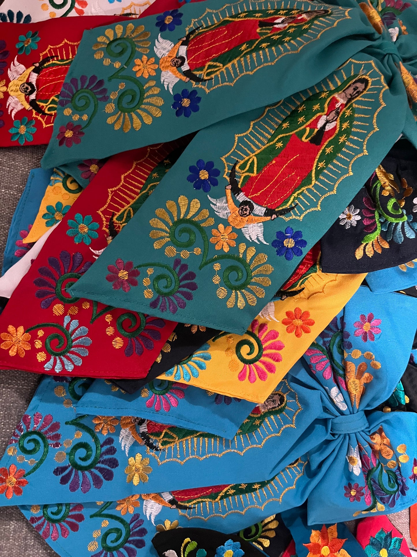 Giant Bow Virgen De Guadalupe