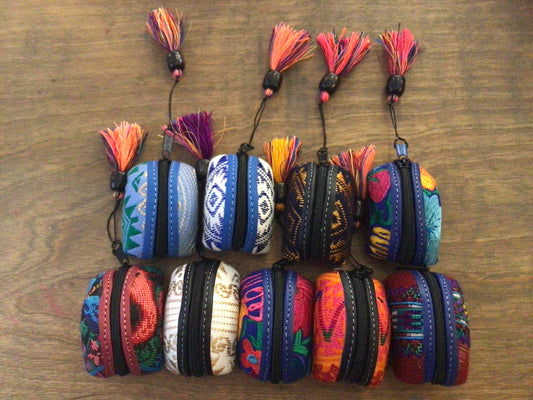 Embroidered Monederos