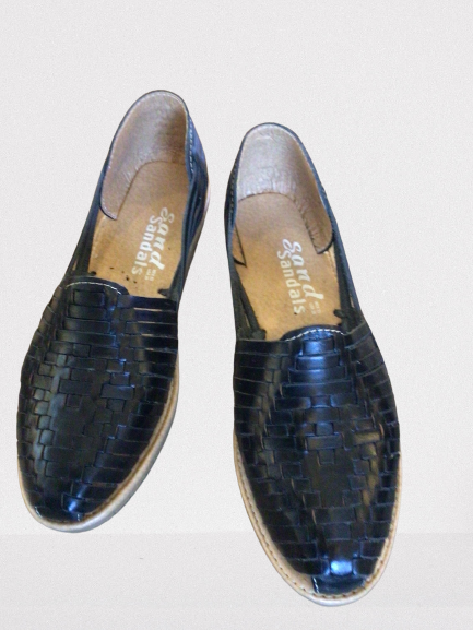 77 / Piramide-Negro / Shoe