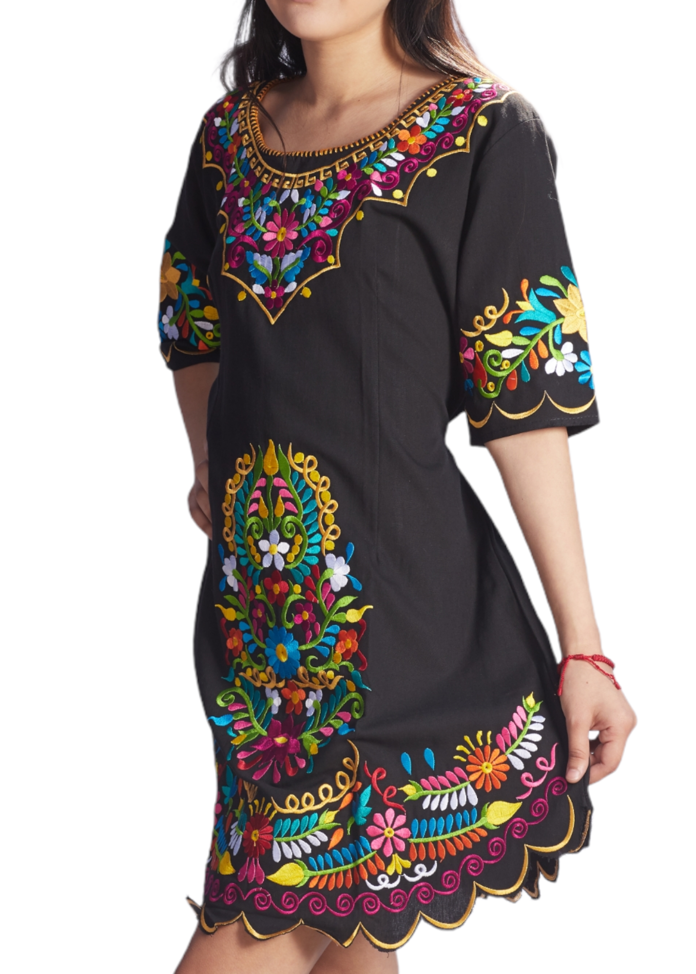 Black embroidered dress with 3/4 sleeve
